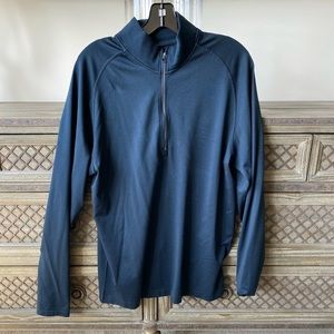 Men’s Lululemon 1/4 zip Size L